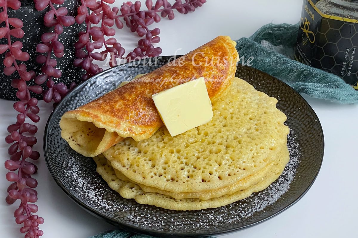 ghrif corsa thighrifine ou crêpes épaisses