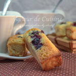 Financiers aux amandes et myrtilles