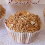 muffins aux framboises, abricots et streusel.