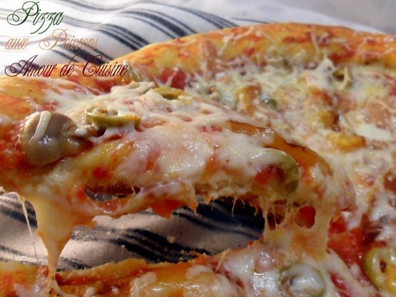 pizza aux poivrons / pizza moelleuse