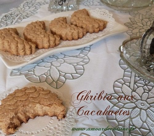 Ghribia Aux Cacahuetes Gateau Algerien Ghoriba Au Cacahuete Amour De Cuisine