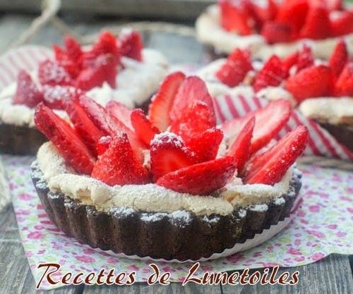 Tartelettes Meringuees Aux Fraises Amour De Cuisine