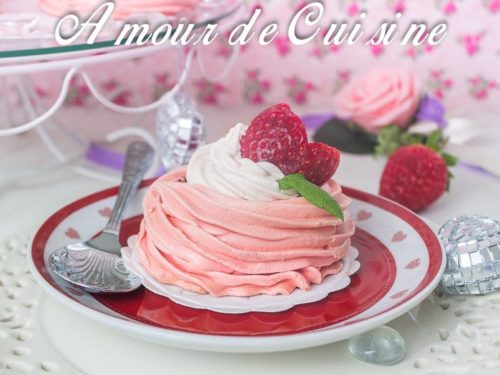 Nids De Meringue Au Mascarpone Et Fraises Amour De Cuisine