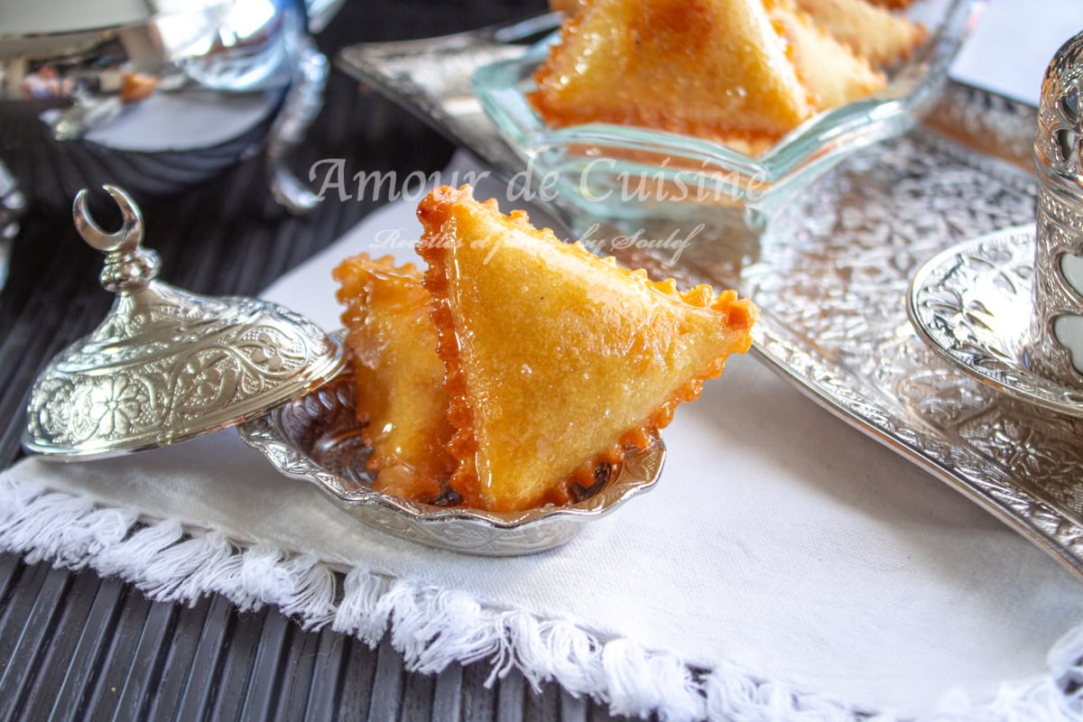 Samsa gateau algerien aux amandes au miel