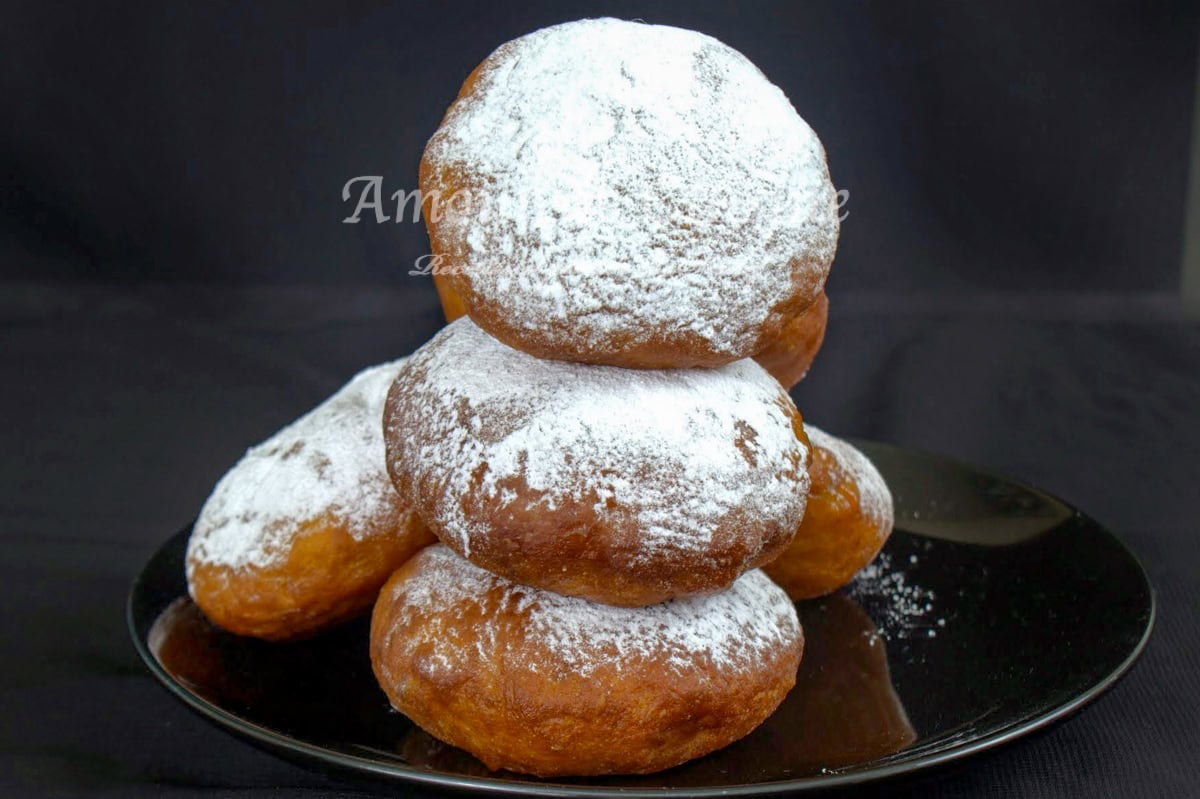 beignets à la confiture