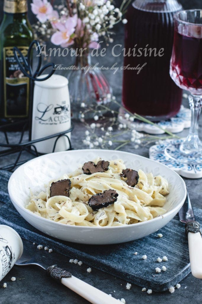 Tagliatelles à la truffe et crème de Pecorino