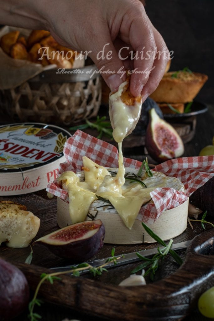 Camembert rôti au four