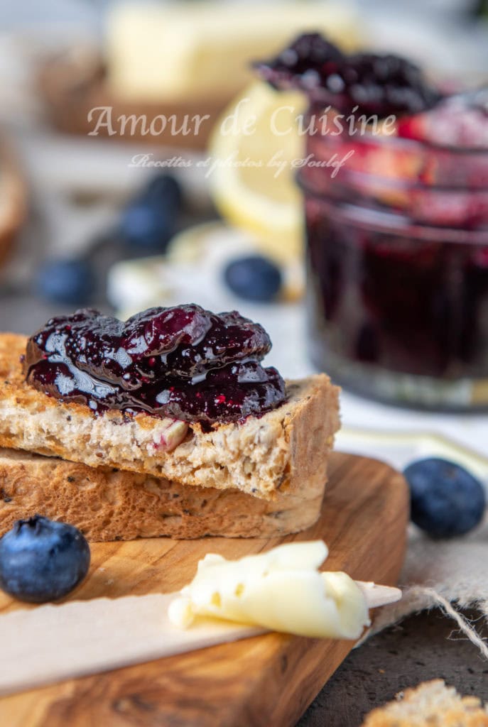 Confiture de myrtilles maison