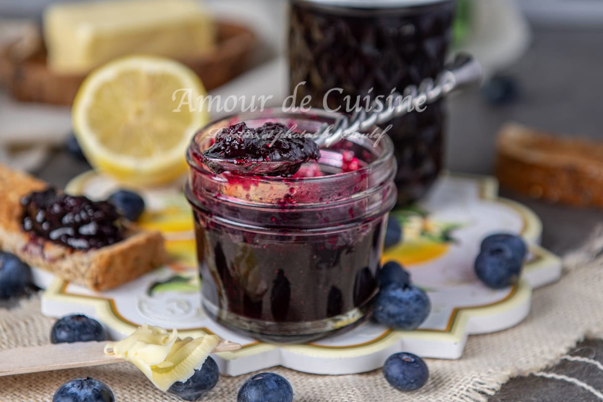 Confiture de myrtilles au micro-ondes