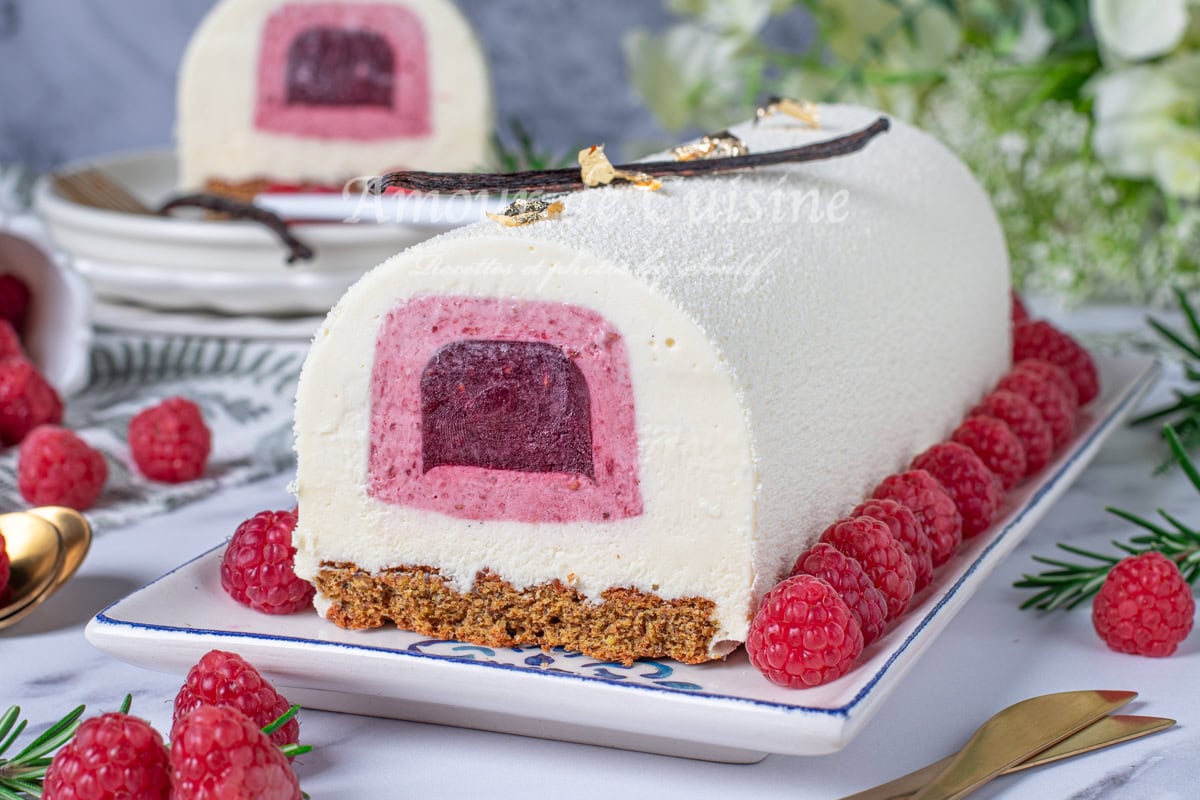 buche entremets vanille framboise